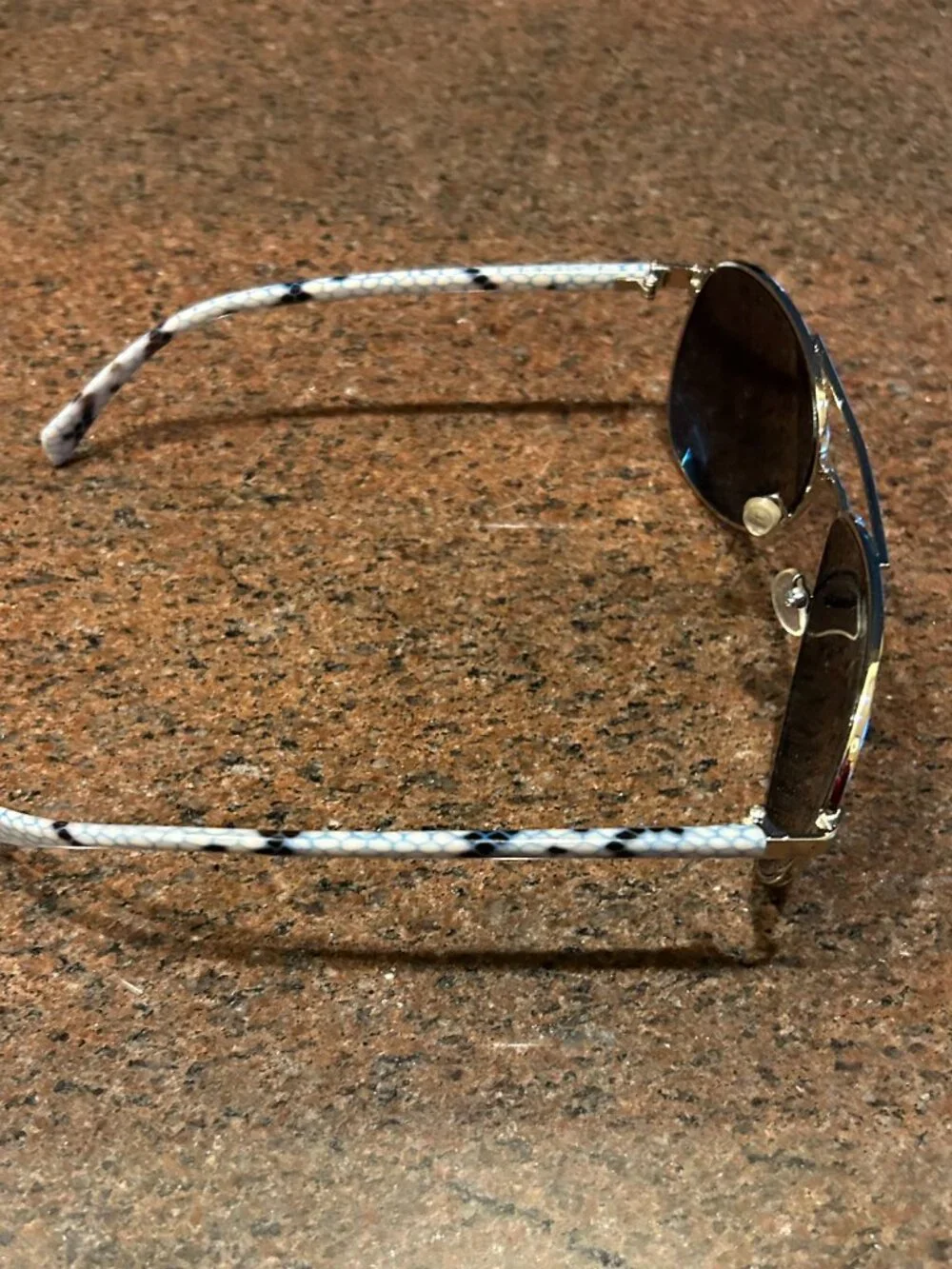 Mirrored Silver Rims Sunglasses - NWOT